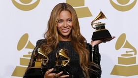 Brie-Once, Patung Keju Fenomenal Beyonce