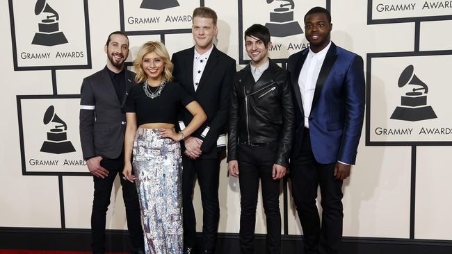Pentatonix tak sabar menghibur penggemar di Jakarta selama dua hari, Rabu (3/6) dan Kamis (4/6). Tiket hari pertama ludes terjual dalam delapan pekan.