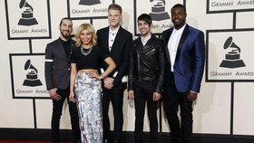 Konser Penuh Keajaiban dari Suara Emas Pentatonix