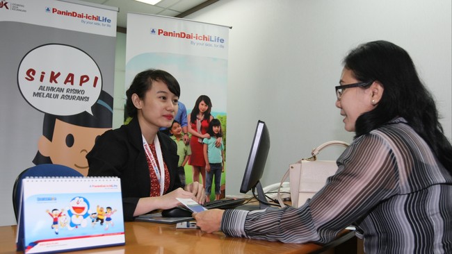 Jumlah agen asuransi berkantong tebal tersebut kurang dari 1 persen dari total agen asuransi jiwa di Indonesia yang mencapai 513 ribu orang.