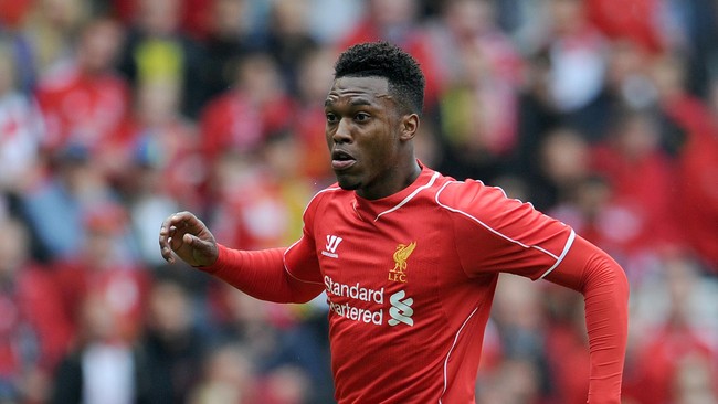 Meski belum pasti merumput saat Liverpool menghadapi musuh abadinya, Manchester United, Daniel Sturridge sudah mulai menjalani latihan penuh dengan timnya.