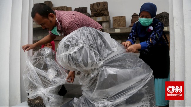 Setelah Arca Terendam Banjir, Begini Cara Membersihkannya