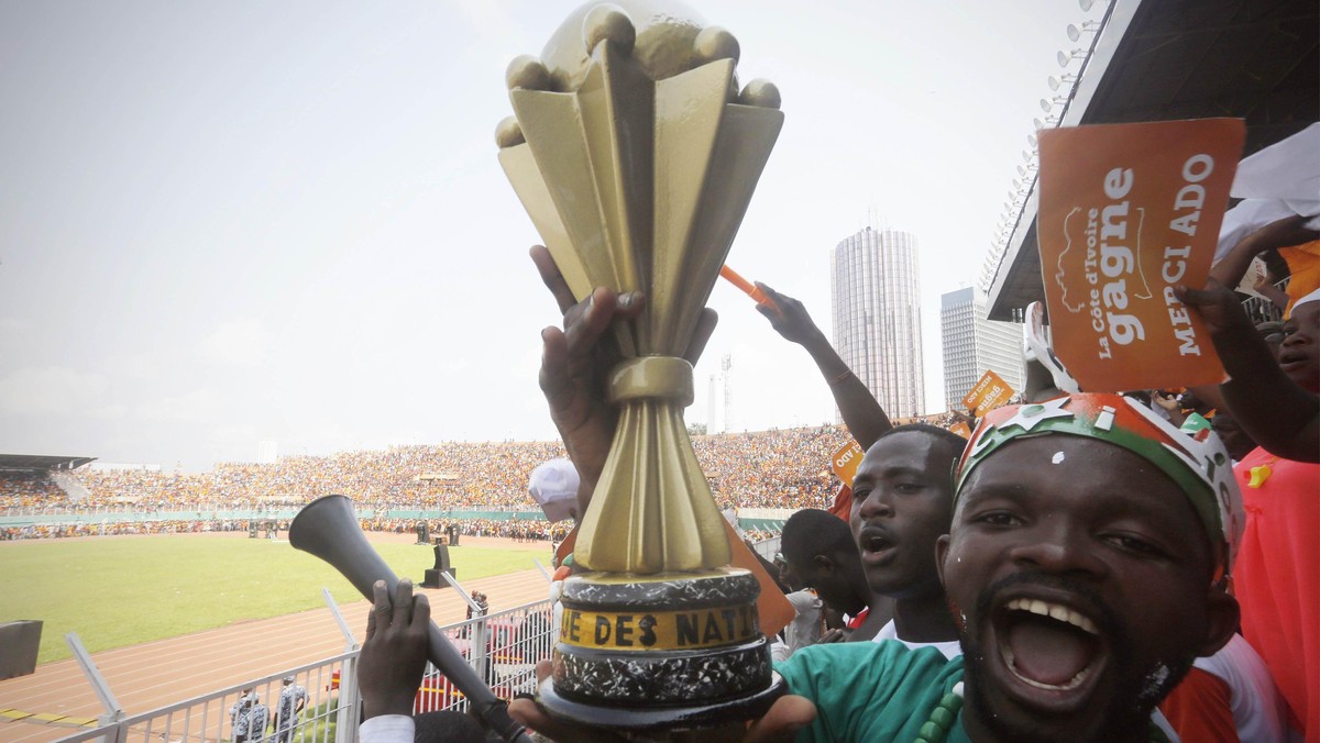 Rekam Gambar Rakyat Pantai Gading Sambut Trofi Piala Afrika