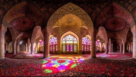 Menangkap Keindahan Arsitektur Masjid Iran dari Balik Lensa