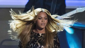 Beyonce Diminta Membuat 'Lemonade' untuk Tuna Netra