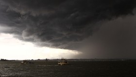 Masuk Musim Hujan, Bali Waspada Gelombang Laut Tinggi