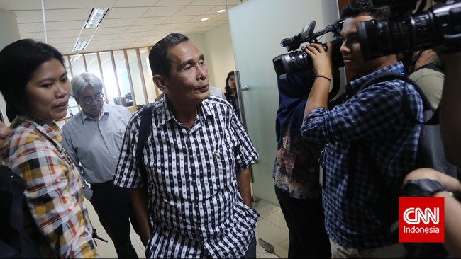 Mantan pimpinan Komisi Pemberantasan Korupsi (KPK) Tumpak Hatorangan menilai Presiden Joko Widodo telah menentukan jalan yang tepat.