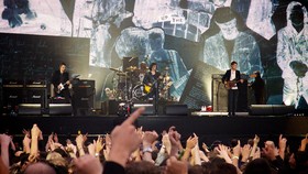 Terlalu Sibuk, The Libertines Urung Garap Film Biopik
