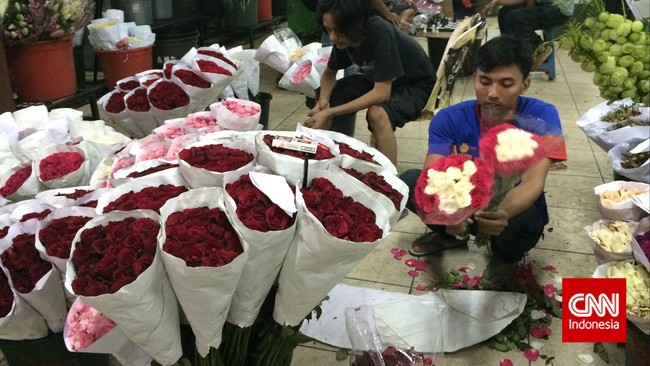 'Merangkai Cinta' di Pasar Bunga Rawa Belong