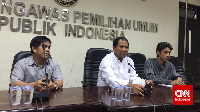Menurut Bawaslu, jika pilkada serentak dilaksanakan 2015 maka waktu yang dibutuhkan untuk persiapan masih cukup hingga hari pemungutan suara tiba.