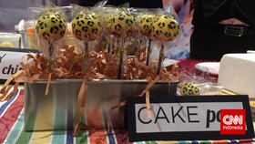 Membuat Cake Pops untuk Hadiah Valentine