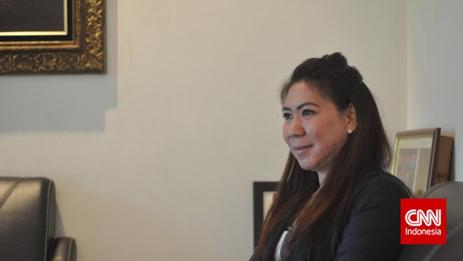 Dalam dunia olahraga tanah air, nama Susi Susanti akan selamanya abadi. Delapan belas tahun setelah ia pensiun, prestasinya belum pernah disamai.