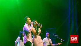 Lagu Lama Penampilan Baru Bintang 90-an