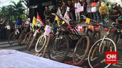 Jambore Onthelis Meriahkan Kota Malang