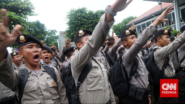 DPR minta Presiden Jokowi segera melantik Komjen Budi Gunawan sebagai Kapolri, menyusul hasil sidang praperadilan yang dimenangkan Budi atas KPK.
