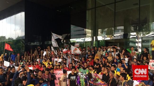 Samad mengakui jika rentetan serangan yang diterima KPK dan dirinya berawal dari penetapan Budi Gunawan sebagai tersangka.