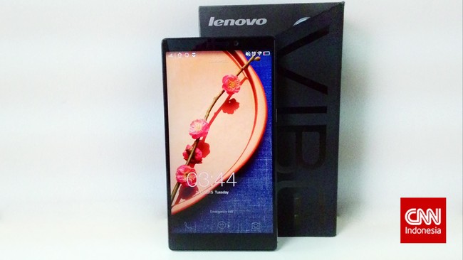 Lenovo menjagokan Vibe Z2 Pro di jajaran ponsel cerdas berlayar lebar. Layakkah ponsel ini menyandang status pro?