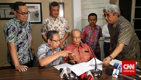 Tim 9: Penyampaian Rekomendasi ke Jokowi Cukup Lewat Media