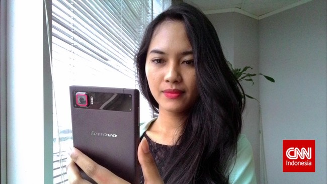 Dampak penggunaan akses internet melalui ponsel terhadap pertumbuhan ekonomi di Indonesia diteliti lebih rendah dibanding dampak yang dihasilkan di Malaysia.