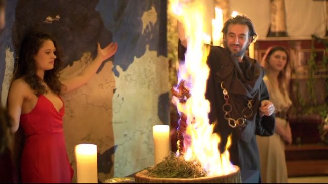 Beberapa orang di London beruntung dapat merasakan langsung sensasi makan ala kerajaan di special pop-up Game of Thrones restaurant.