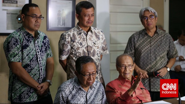 Tim 9 mengajukan tujuh rekomendasi kepada Presiden Jokowi menyusul gugurnya penetapan tersangka Komjen Budi Gunawan, pada Senin (16/2) lalu.