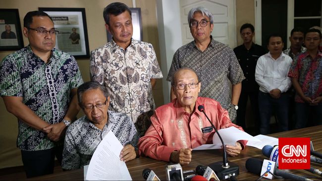 Tim 9: Penyampaian Rekomendasi ke Jokowi Cukup Lewat Media Tim 9 mengajukan tujuh rekomendasi kepada Presiden Jokowi menyusul gugurnya penetapan tersangka Komisaris Jenderal Budi Gunawan.