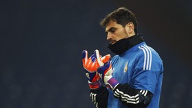 Gaji Casillas Tertinggi Sepanjang Sejarah Portugal