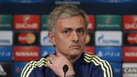 Kalah dan Falcao Main Buruk, Mourinho Tetap Bahagia