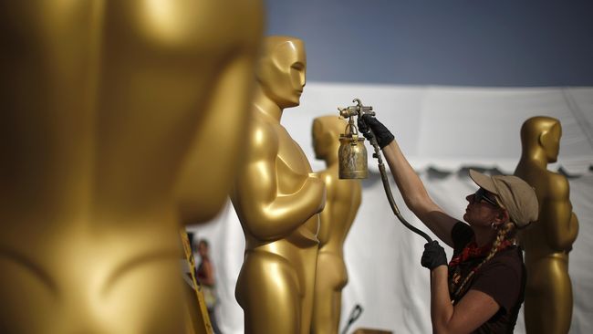 Usai mendapatkan protes karena hanya menampilkan dua lagu, panitia Oscar 2019 kini mengubah keputusan dan akan memunculkan kelima nomine Best Original Song.