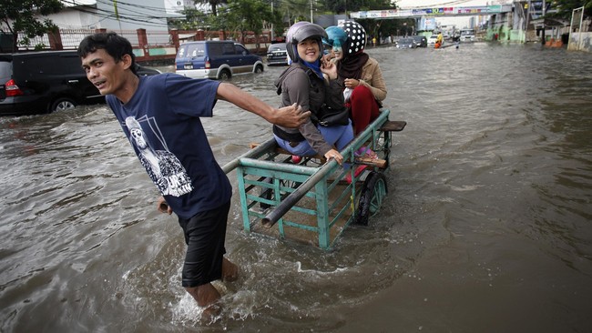 Ada berbagai alasan mengapa 57 titik tersebut perlu mendapatkan perhatian lebih selama puncak musim hujan kali ini.