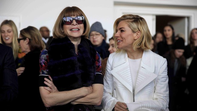 Koleksi Calvin Klein di Panggung New York Fashion Week