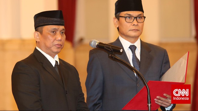 Istana menurut Menteri Sekretaris Negara Pratikno belum membahas lebih jauh soal kondisi kesehatan Plt Pimpinan KPK tersebut.