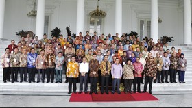 Setahun Memerintah, Jokowi Undang Seluruh Kepala Daerah