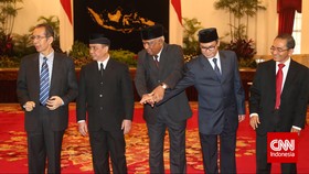 Mereka Sah Duduk di Kursi Pimpinan KPK, Meski Sementara