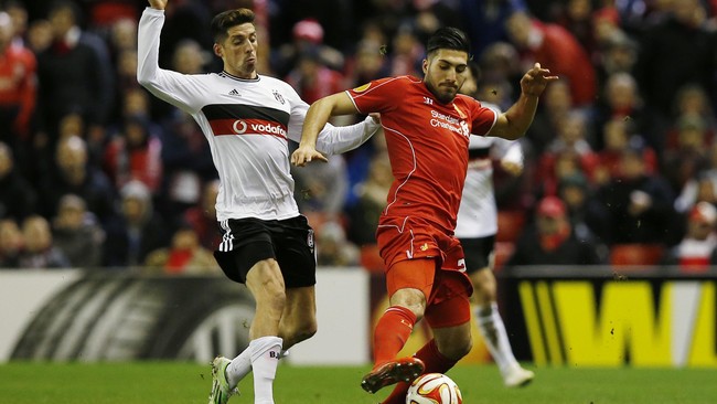 Kedua tim tampil agresif dan mampu menciptakan beberapa peluang luar biasa, namun hingga turun minum, Liverpool dan Besiktas masih belum mencetak gol.