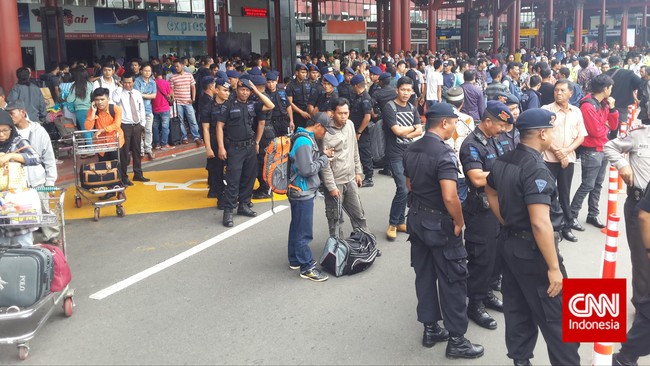 Polres Bandara Soetta juga menyatakan tidak ada laporan kejahatan lain akibat kebakaran itu.
