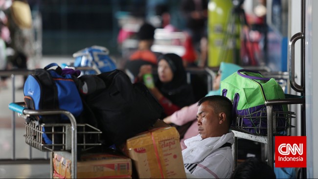 Calon penumpang Lion Air yang mengalami pembatalan jadwal penerbangan dapat melakukan penerbangan ulang gratis hingga Rabu (25/2) besok.