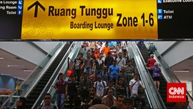 Bandara Soetta Dipadati Penumpang yang Tinggalkan Jakarta