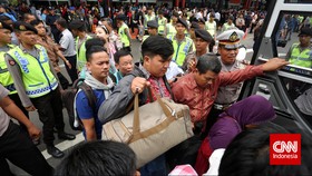 Server Dekat Lokasi Kebakaran, Check In Garuda Terganggu