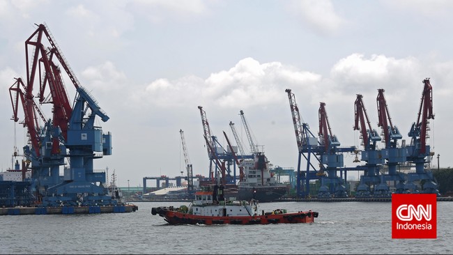 KPK menerima dokumen penting dugaan korupsi perpanjangan kontrak pengelolaan pelabuhan PT JICT, antara PT Pelindo II dengan Hutchison Port Holding.