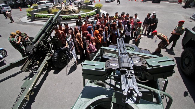 Pameran Indo Defence 2018 disebut jadi ajang untuk meraup pasar baru dari negara-negara Asia Tengah dan Afrika serta transfer teknologi dari industri asing.