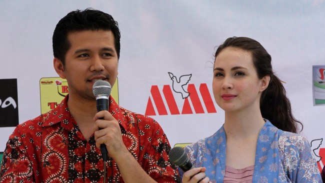 Ketua Dewan Kehormatan PDIP mengklaim partainya akan memecat Bupati Trenggalek, Emil Dardak jika resmi mendaftar untuk ikut Pilkada Jatim lewat partai lain.