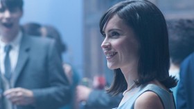 Felicity Jones Kenang Sosok Hakim Agung AS Ruth Ginsburg