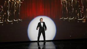 Rahasia Celana Dalam Anti Menerawang ala Neil Patrick Harris