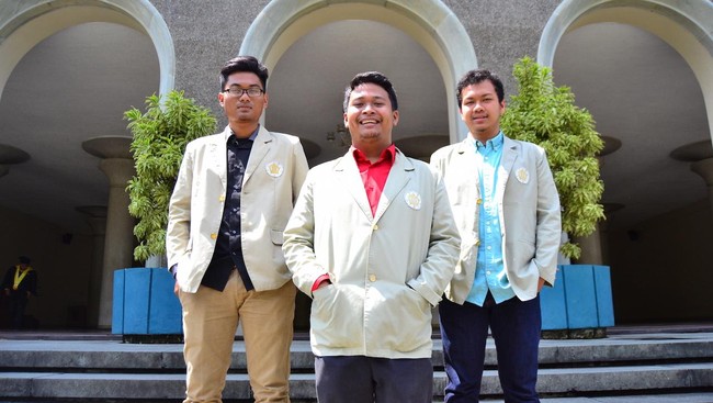 Dua tim mahasiswa Indonesia melaju ke babak kedua kompetisi inovasi industri penerbangan yang digelar oleh perusahaan pembuat pesawat Airbus.