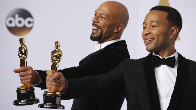 John Legend menganggap AMPAS bukan satu-satunya yang bertanggung jawab atas tak adanya keberagaman di Hollywood.