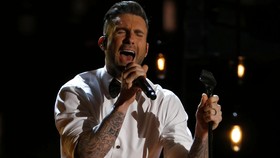 Bicara Musik Rock, Adam Levine Bikin Kesal Vokalis Slipknot