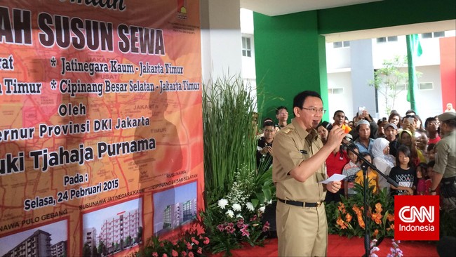 Tiga tower Rusun Tambora yang diresmikan Ahok ini masing-masing terdiri dari 16 lantai lengkap dengan lift di setiap towernya. 
