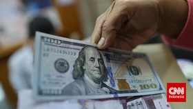 Rupiah Makin Lunglai, Dolar AS Dekati Rp14.100
