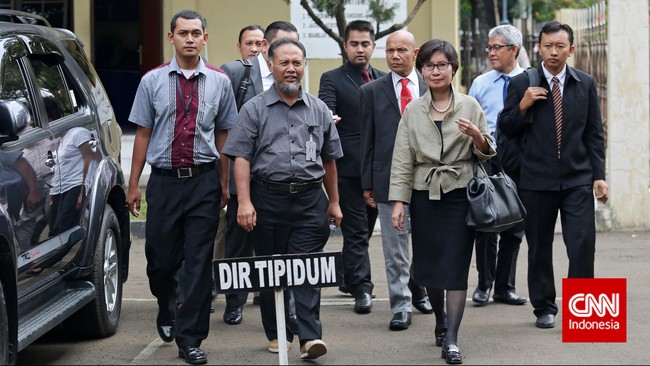 Bambang Widjojanto mengungkap jika KPK dan Kejagung pernah satu suara untuk menaikkan status penyelidikan ke penyidikan dalam kasus dugaan rekening gendut BG.